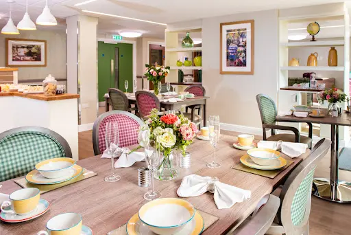 Ashfields Care Home - Expert Care in Heanor