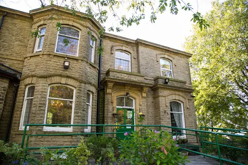 Dedicated nursing home Support in Oldham