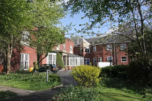 Compassionate Care in Oldham at Dryclough Manor
