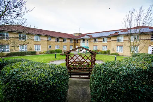 Kallar Lodge Residential Care Home - Expert Care in Romford