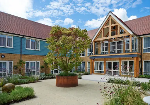 Compassionate Care in Carshalton at Lavender Oaks Care Home