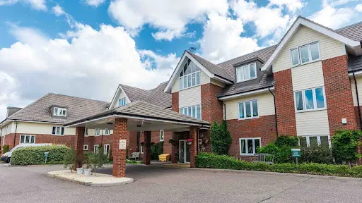 Oakwood House Residential and Nursing Home - Expert Care in Ipswich