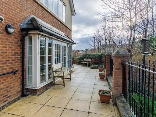 Spen Court Care Home - Expert Care in Heckmondwike